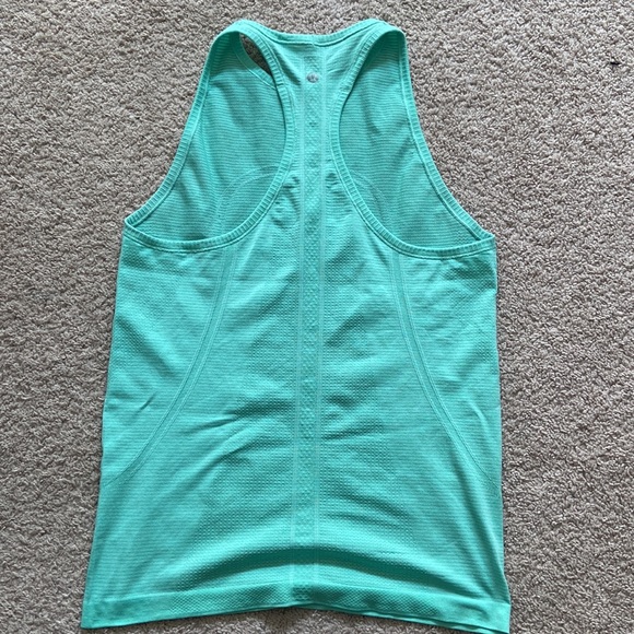 Lululemon Run Swiftly mint size 4 - Picture 2 of 2
